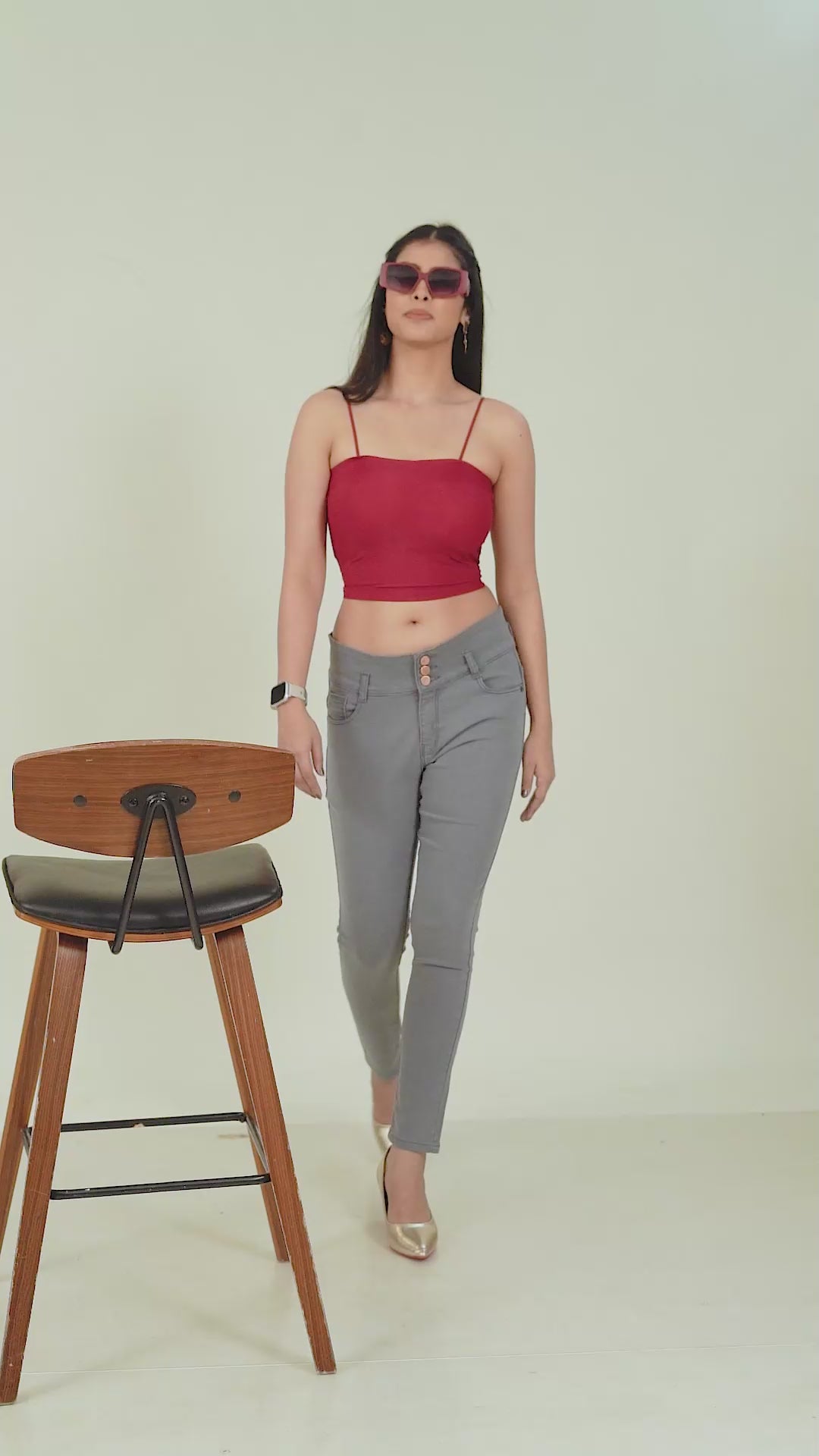 Broad Belt 3 Button Ankle Length Jeans